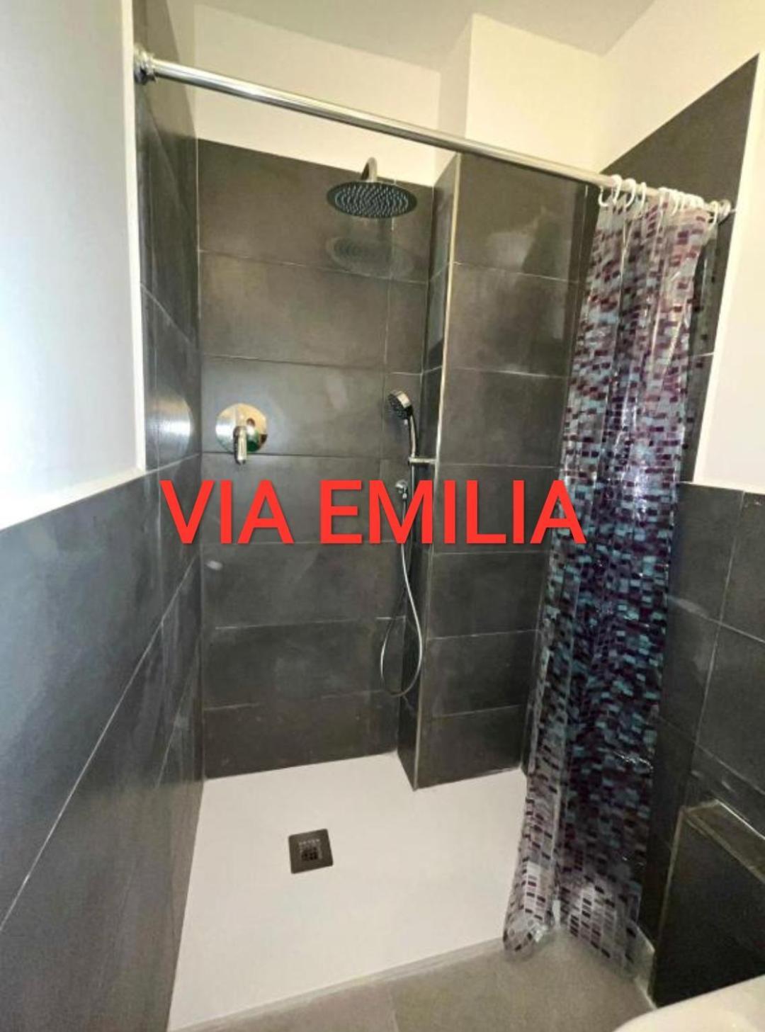Via Agucchi & Via Emilia Apartments Μπολόνια Εξωτερικό φωτογραφία